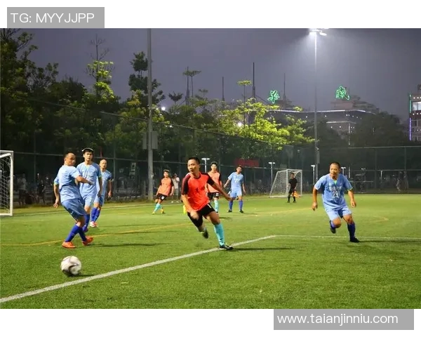 香港足球明星队精彩比赛再创佳绩进球瞬间引爆全场热情